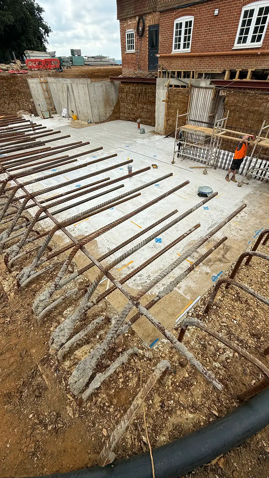 Darren Wilks, Director of Basement Structures, leading a London basement design and build team with over 30 years of experience in structural engineering and waterproofing